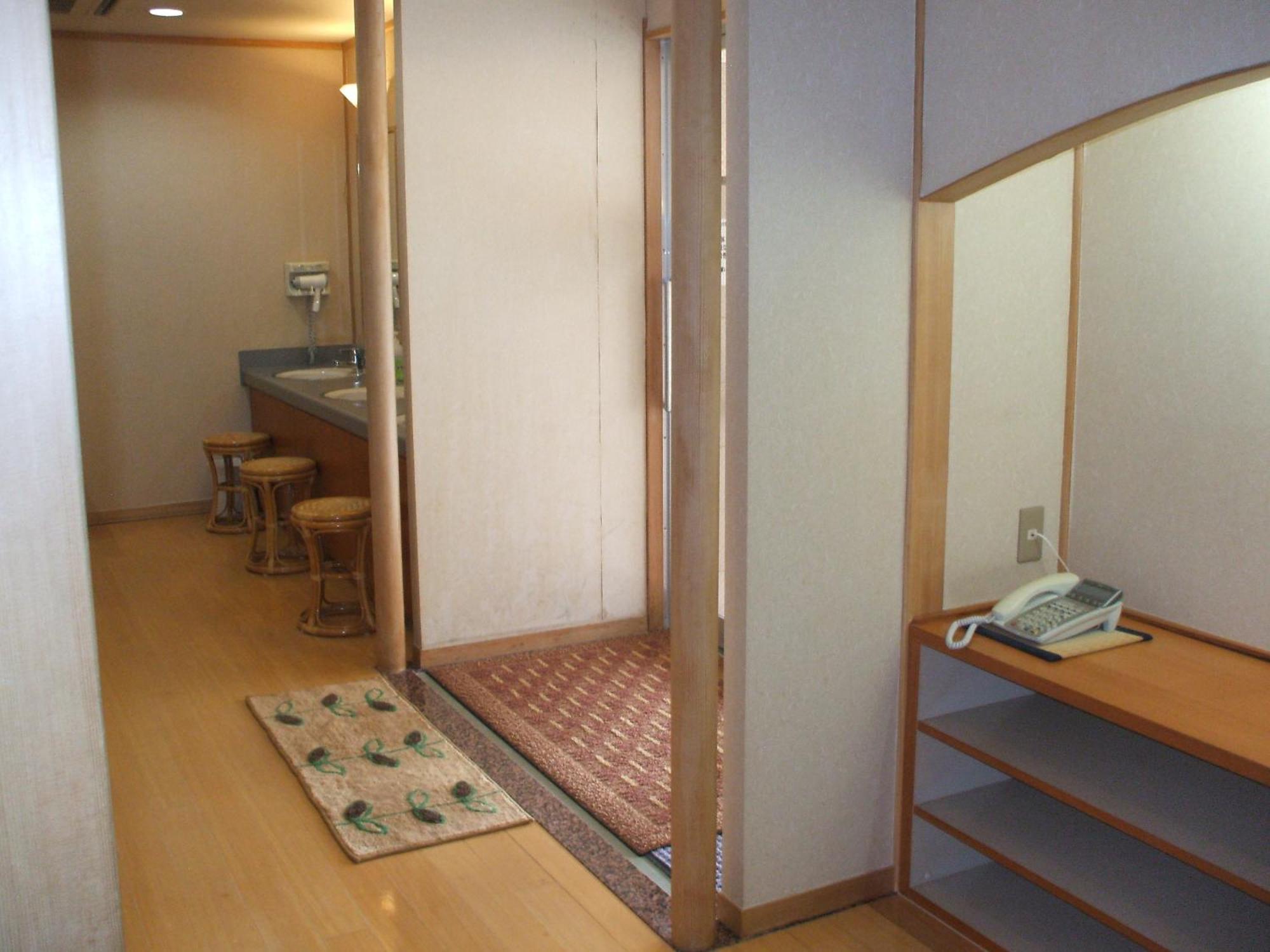 Annex Fujiya Ryokan Kaminoyama Exterior photo