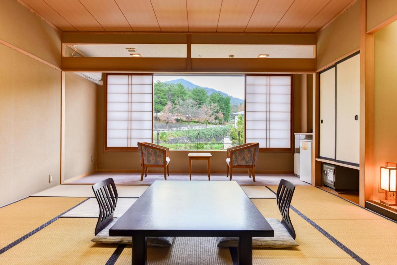 Annex Fujiya Ryokan Kaminoyama Exterior photo