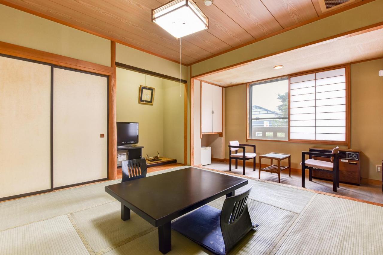 Annex Fujiya Ryokan Kaminoyama Exterior photo